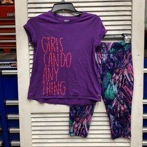 Zelos Tee & Capri Legging Set size L / XL